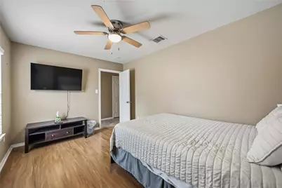 7014 Woodridge Row Drive, Houston, TX 77087 - Photo 5