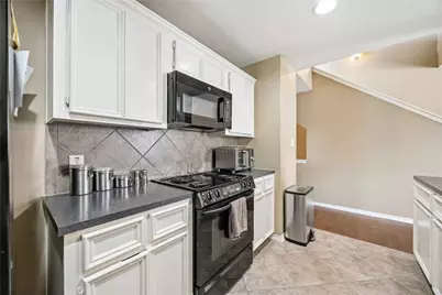 7014 Woodridge Row Drive, Houston, TX 77087 - Photo 13