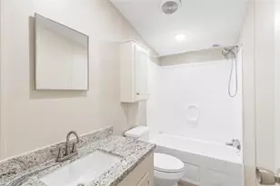 518 Elena Ln, Highlands, TX 77562 - Photo 31