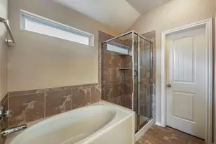 1746 Kilmory Ct, Houston, TX 77014 - Photo 11