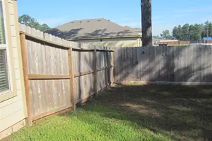 9805 Cold Creek, Conroe, TX 77306 - Photo 23