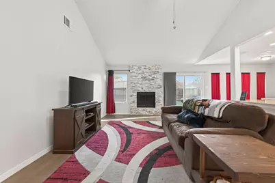 10119 Golden Meadow Drive, Houston, TX 77064 - Photo 7