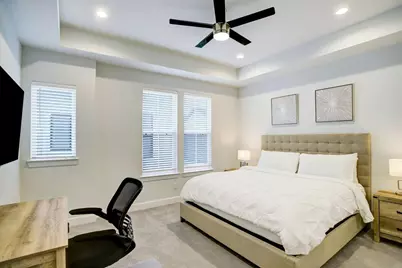 2804 Grand Fountains Drive #C, Houston, TX 77054 - Photo 5