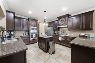 3926 Crystal Cascade Ln, Richmond, TX 77406 - Photo 11