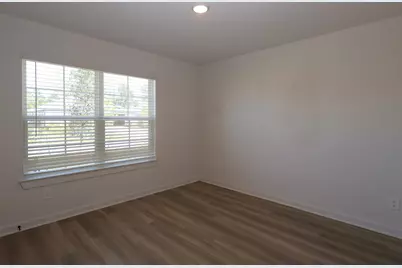 946 Garden Path Drive, Willis, TX 77378 - Photo 13