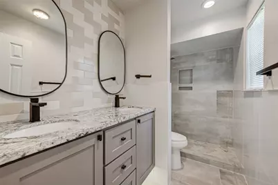 4931 Lake Catherine Court, Richmond, TX 77407 - Photo 5