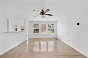 8514 Windy Thicket Ln, Cypress, TX 77433 - Photo 5