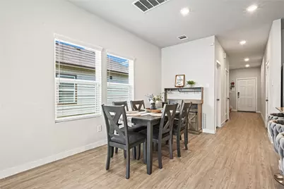 820 Westpointe Drive, Dayton, TX 77535 - Photo 9