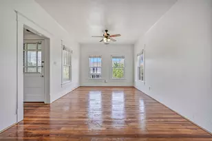 1615 Winnie St, Galveston, TX 77550 - Photo 17