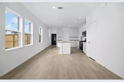 735 Willow Grove Lane, Rosenberg, TX 77471 - Photo 9