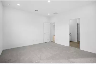 735 Willow Grove Lane, Rosenberg, TX 77471 - Photo 11