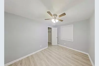 4002 Prudence Drive, Houston, TX 77045 - Photo 11