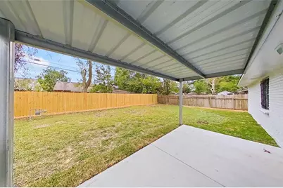 4002 Prudence Drive, Houston, TX 77045 - Photo 11