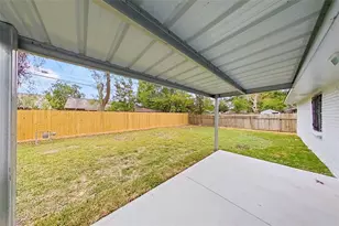 4002 Prudence Dr, Houston, TX 77045 - Photo 11
