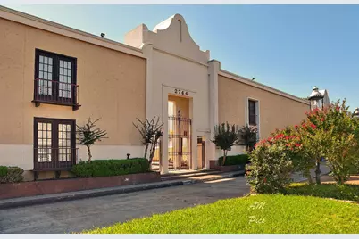2744 Briarhurst Drive #31, Houston, TX 77057 - Photo 1