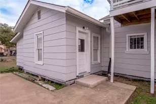 200 W Caroline St, Trinity, TX 75862 - Photo 25