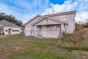 200 W Caroline St, Trinity, TX 75862 - Photo 23