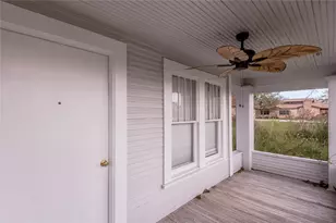 200 W Caroline St, Trinity, TX 75862 - Photo 3