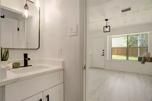 7926 Windy Creek Dr, Houston, TX 77040 - Photo 25