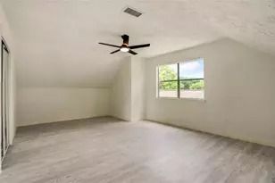 7926 Windy Creek Dr, Houston, TX 77040 - Photo 33