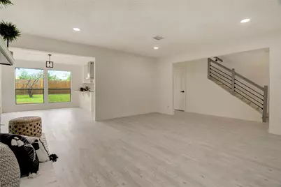 7926 Windy Creek Drive, Houston, TX 77040 - Photo 13