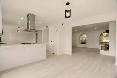 7926 Windy Creek Drive, Houston, TX 77040 - Photo 17