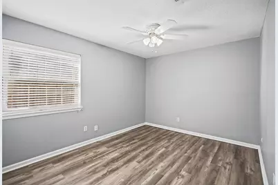 1323 Castle Glen Drive, Houston, TX 77015 - Photo 19