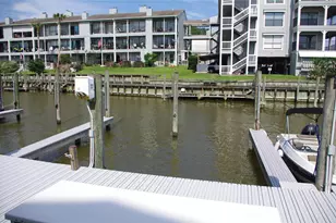 208 Yacht Club Ln, Seabrook, TX 77586 - Photo 27