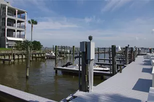 208 Yacht Club Ln, Seabrook, TX 77586 - Photo 25