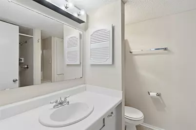 208 Yacht Club Lane #208, Seabrook, TX 77586 - Photo 17