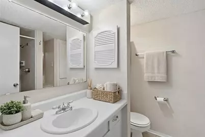 208 Yacht Club Lane #208, Seabrook, TX 77586 - Photo 19