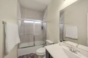 14806 AUTUMN LONG TRL, Humble, TX 77396 - Photo 5
