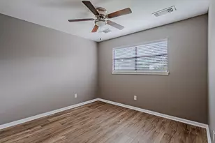 3323 Lost Hollow Dr, Houston, TX 77339 - Photo 25