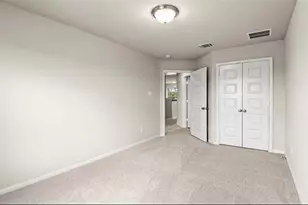 7407 Hinsdale Dr, Pasadena, TX 77505 - Photo 11