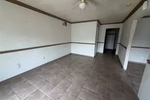 5201 Jezebel St, Houston, TX 77033 - Photo 13