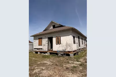 118 Van Molan Street, Houston, TX 77022 - Photo 15