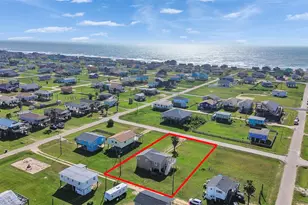 914 Treaty Dr, Surfside Beach, TX 77541 - Photo 11