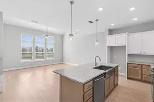 16026 Hayes Pk Dr, Houston, TX 77079 - Photo 29