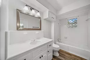 2019 N Thompson St, Conroe, TX 77301 - Photo 11