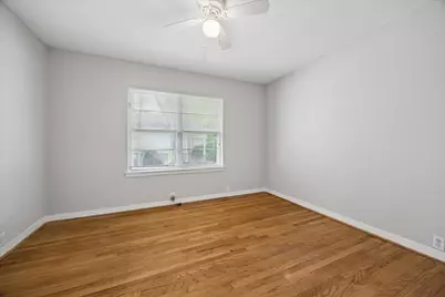 8511 Bluegate Street, Houston, TX 77025 - Photo 17