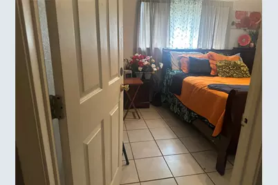 9330 Laura Koppe Road, Houston, TX 77078 - Photo 7