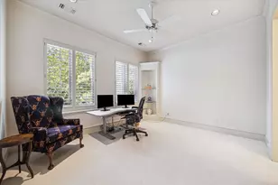 11607 Barazi Oaks Ct, Houston, TX 77024 - Photo 31