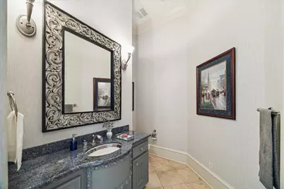 11607 Barazi Oaks Court, Houston, TX 77024 - Photo 23