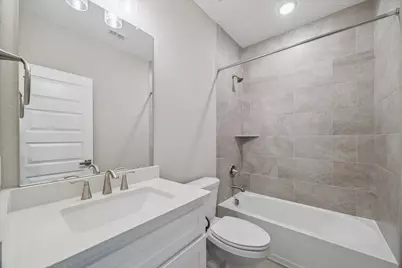 10961 Hewitt Cliff Lane, Houston, TX 77043 - Photo 19