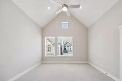 10961 Hewitt Cliff Lane, Houston, TX 77043 - Photo 15