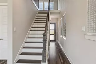 10961 Hewitt Cliff Ln, Houston, TX 77043 - Photo 11