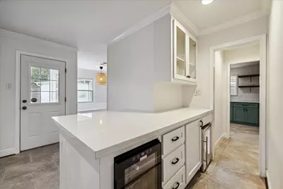 4810 Bayou Vista Drive, Houston, TX 77091 - Photo 13