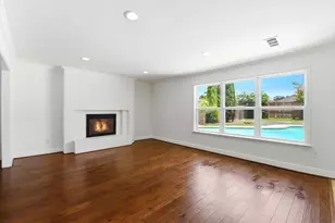 4810 Bayou Vista Dr, Houston, TX 77091 - Photo 9