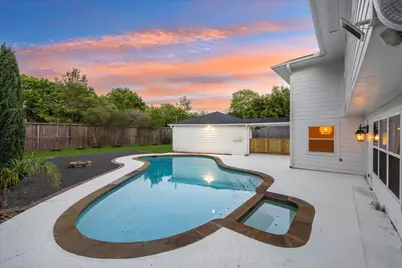 4810 Bayou Vista Drive, Houston, TX 77091 - Photo 21