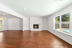 4810 Bayou Vista Dr, Houston, TX 77091 - Photo 11